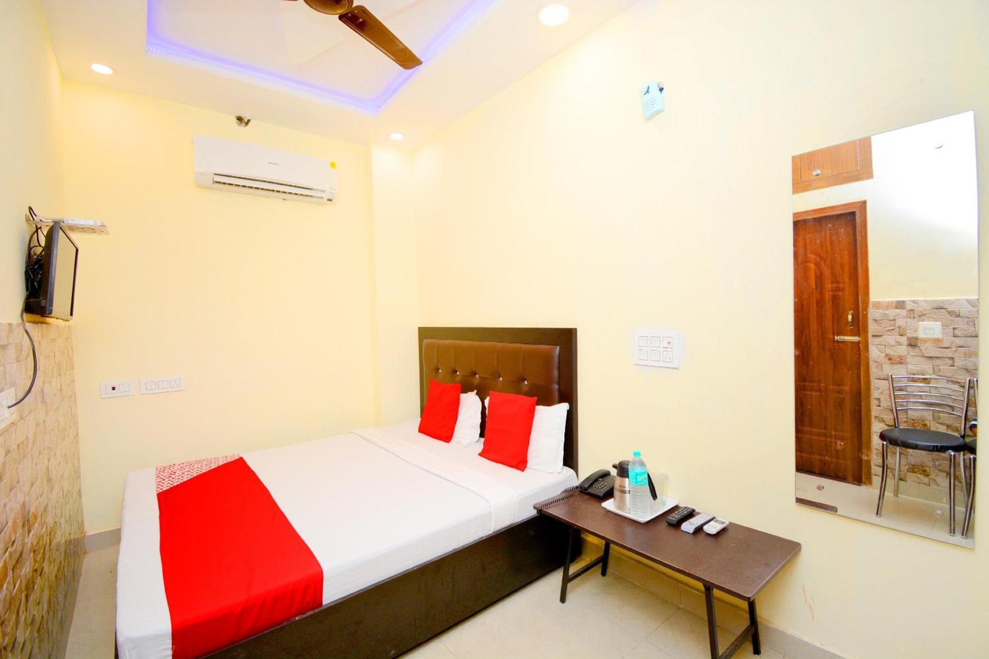 Oyo Flagship 38733 The Sai Palace Panchkula Exterior photo