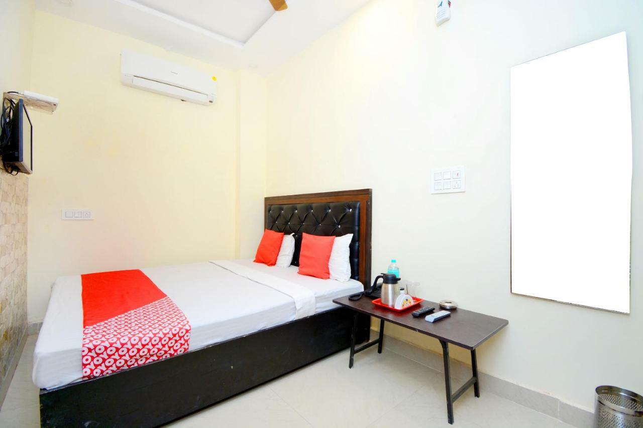 Oyo Flagship 38733 The Sai Palace Panchkula Exterior photo